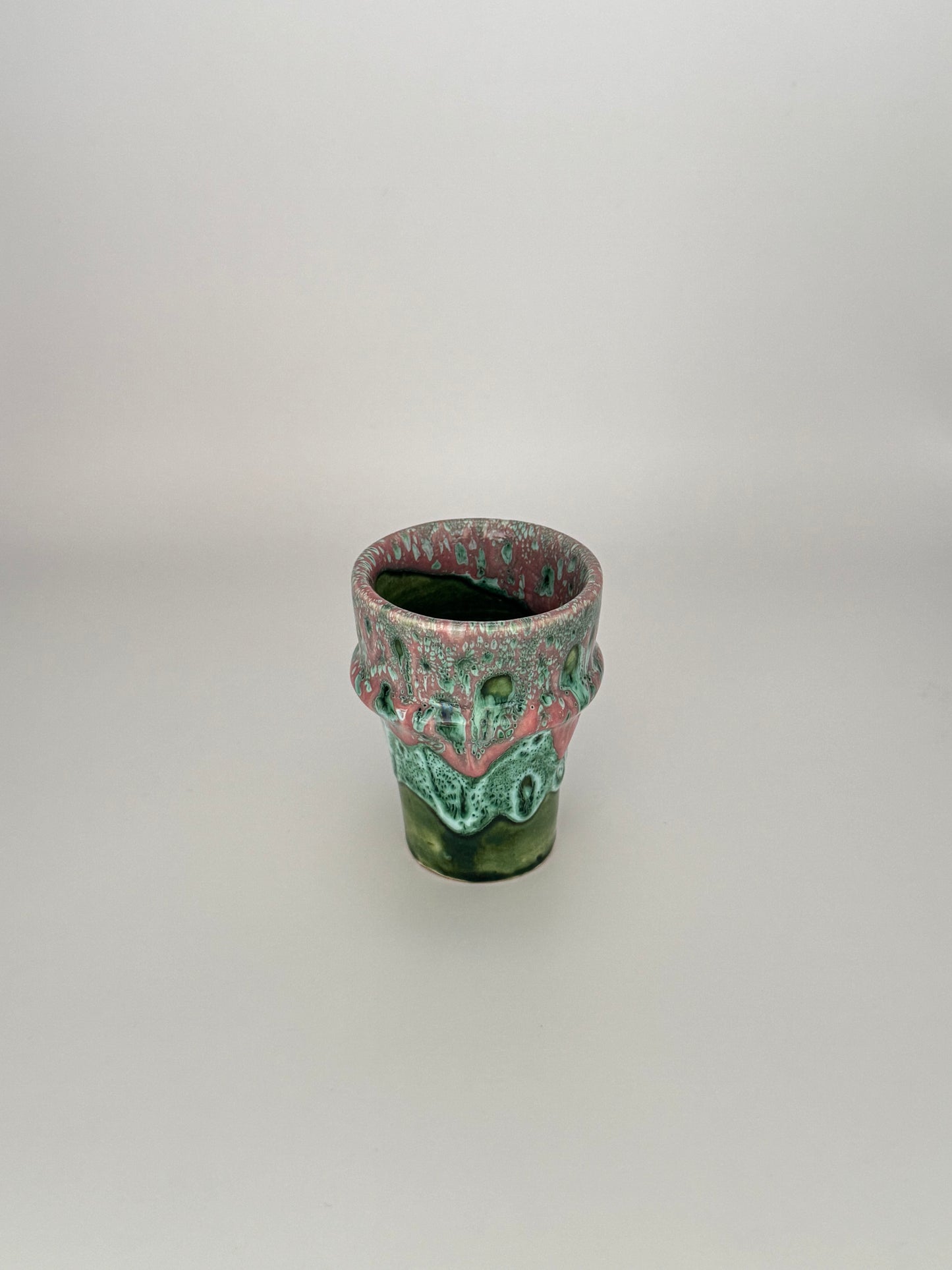 Handgefertigte Keramikbecher