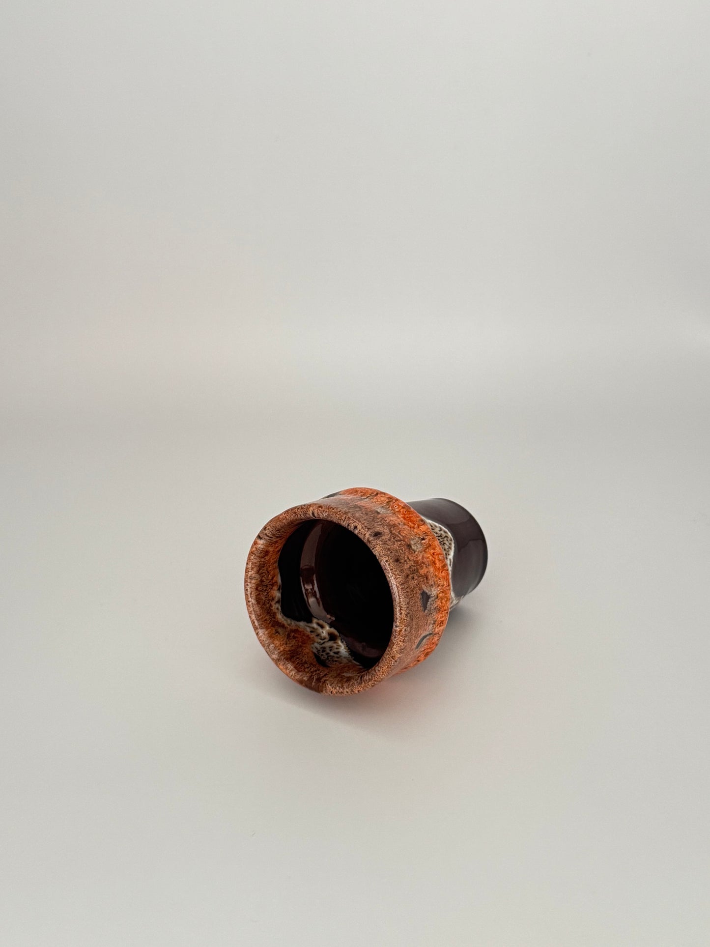 Handgefertigte Keramikbecher