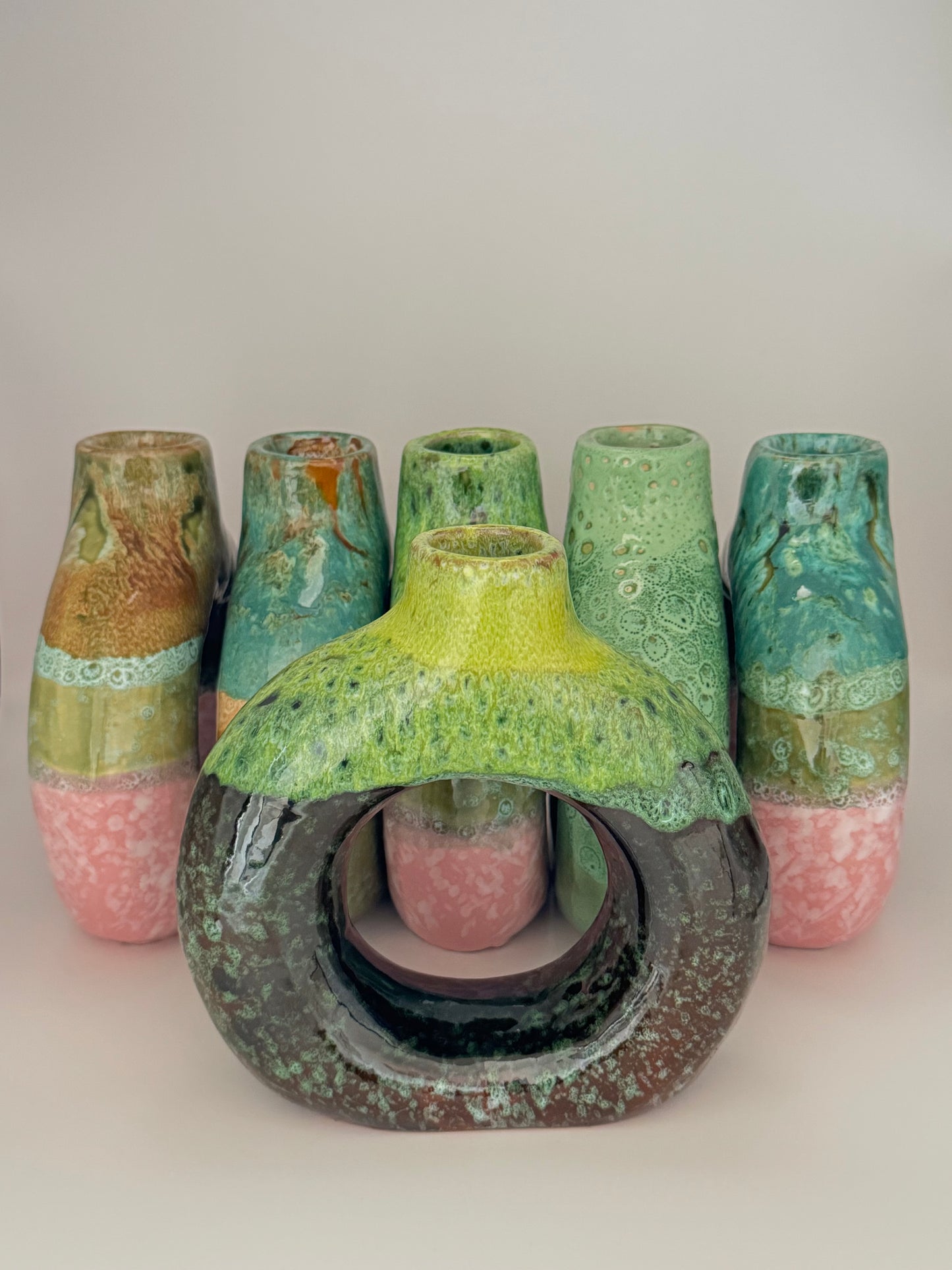 Handgefertigte Keramikvase (Ringform)