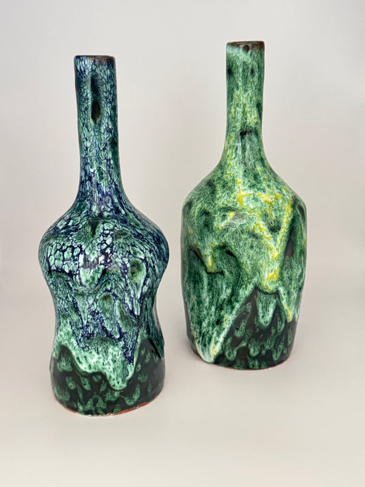 Handgefertigte Keramikvase (asymmetrisches Design)