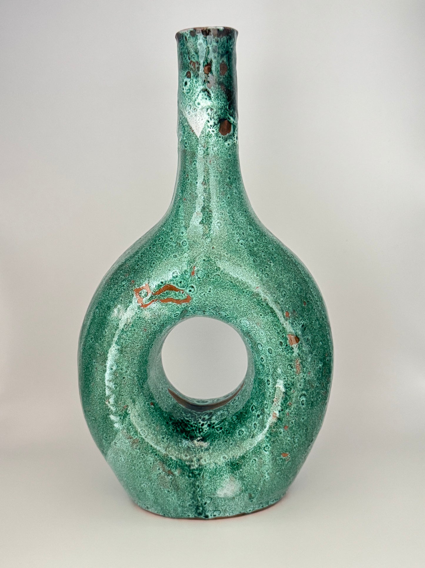 Handgefertigte Keramikvase (Hochform)